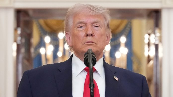 maxresdefault-232 Trump Walks Up to the Mic, Leaves Americans Breathless with Game-changing Announcement