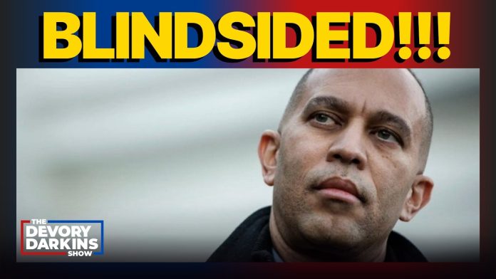 8 Democrats BLINDSIDE Jeffries as the party TURNS ON EACH OTHER